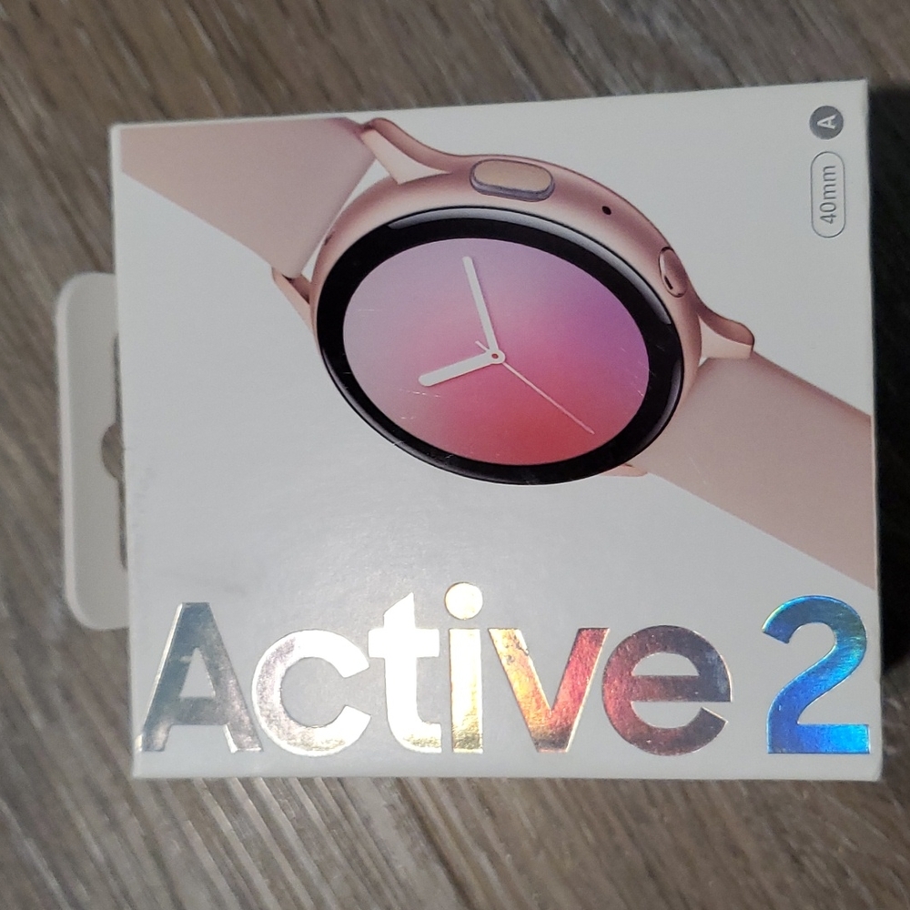 Samsung Galaxy Active 2 watch in rose. 40mm